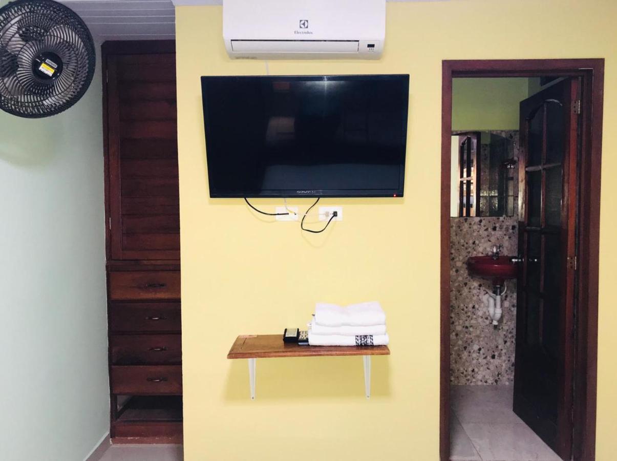 Hostal La Esperanza Leticia Esterno foto