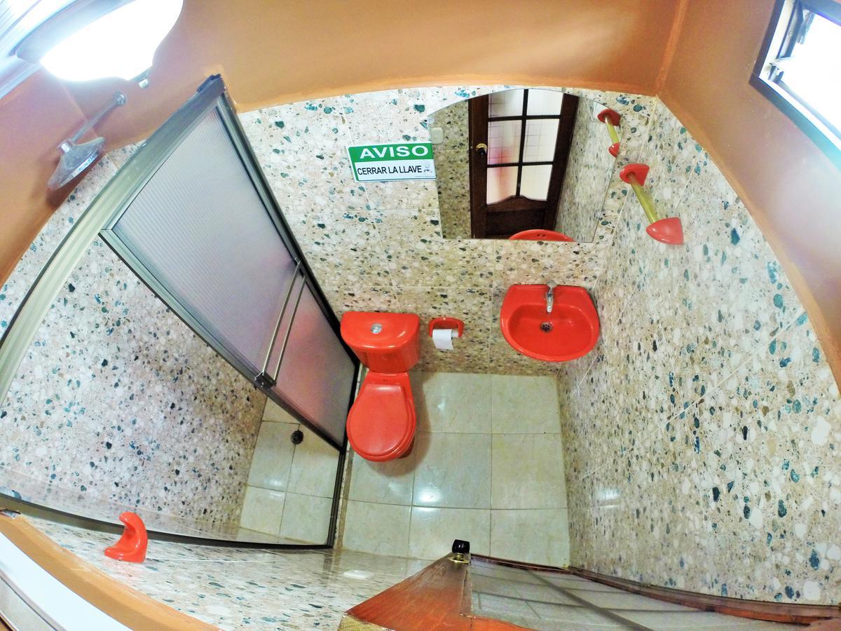 Hostal La Esperanza Leticia Esterno foto